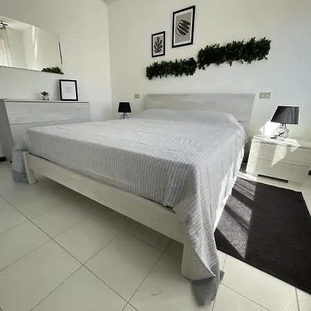 Sangal 52 Apartment *
